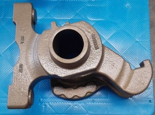 OEM Service Green Sand Casting Iron Parts Hanger For Forklift Truck Veículos Industriais