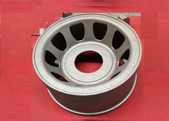 Certificado ISO9001 Usinagem OEM Peças de Caminhão de Ferro Fundido em Areia Cubo da Roda Serviço OEM Disponível