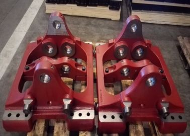 O ferro fundido feito sob encomenda parte o suporte com tratamento de superfície de sopro de tiro e de moedura