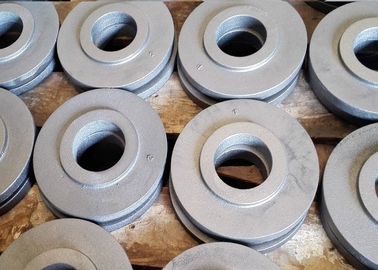 Carcaça de areia que molda o material pequeno das peças de metal FC250 GG25 HT250 para a trilha da empilhadeira