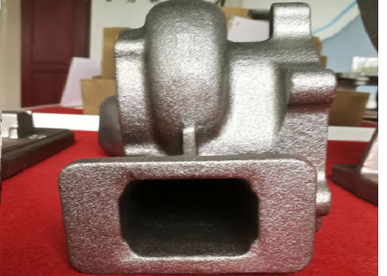 Peças de Ferro Fundido Verde de Alta Qualidade Bomba Fundição OEM Disponível Acabamento Pintura para Máquinas Industriais